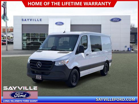 Used 2025 Mercedes-Benz Sprinter 2500 image 1