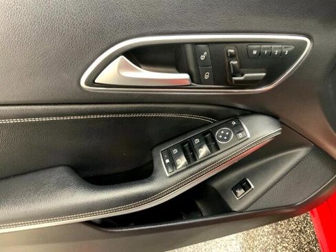 Used 2015 Mercedes-Benz CLA 250 4dr Sdn CLA 250 FWD image 30