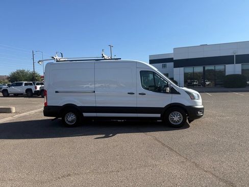 Used 2020 Ford Transit 250 Medium Roof AWD image 4