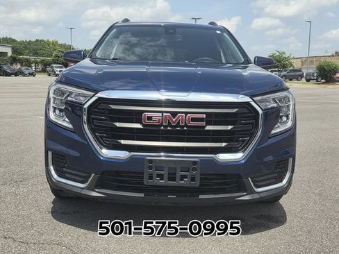 Used 2022 GMC Terrain SLE w/ Driver Convenience Package FWD image 8