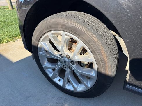 Used 2018 Ford Expedition Limited w/ Equipment Group 302A image 4