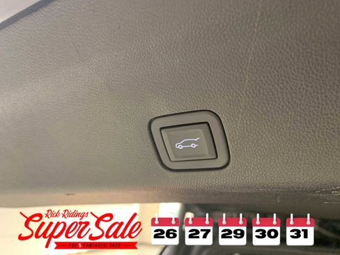 Used 2021 Chevrolet Tahoe Z71 w/ Rear Media and Nav Package image 9