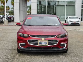Used 2018 Chevrolet Malibu Premier w/ Premier Sun and Wheel Package FWD video 2