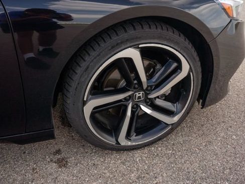 Used 2020 Honda Accord Sport image 9