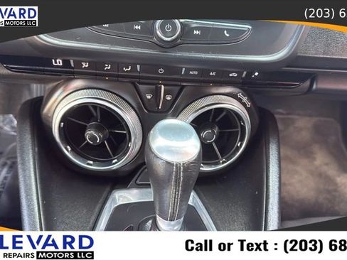 Used 2017 Chevrolet Camaro LT RWD image 13