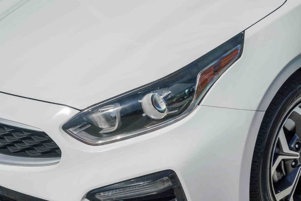 Used 2020 Kia Forte LXS FWD image 8