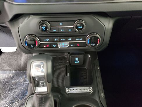 New 2025 Ford Bronco Big Bend image 25