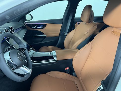 New 2026 Mercedes-Benz C 300 4MATIC Sedan image 4