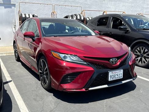 Used 2018 Toyota Camry XSE w/ Protection Package (Q2) FWD image 2