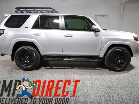 Used 2023 Toyota 4Runner SR5 Premium w/ Moonroof Package image 6