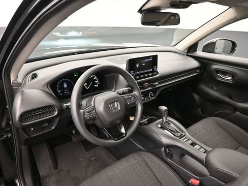 Certified 2025 Honda HR-V LX image 11