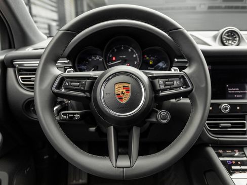 New 2026 Porsche Macan AWD/4WD image 30