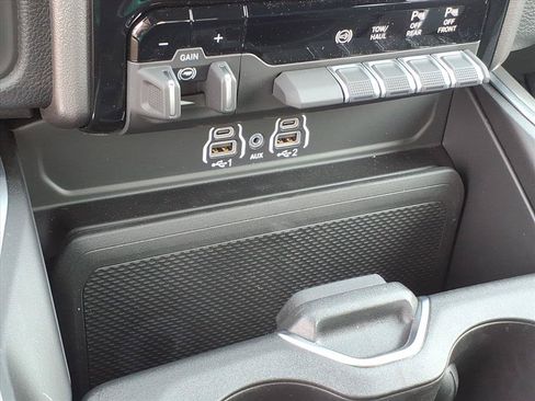 New 2026 RAM 2500 Big Horn AWD/4WD image 32