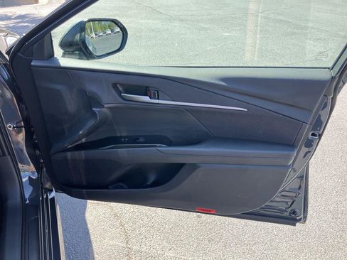 Used 2026 Toyota Camry LE FWD image 29
