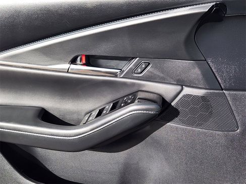 Used 2024 MAZDA CX-30 AWD 2.5 S w/ Preferred Package image 12