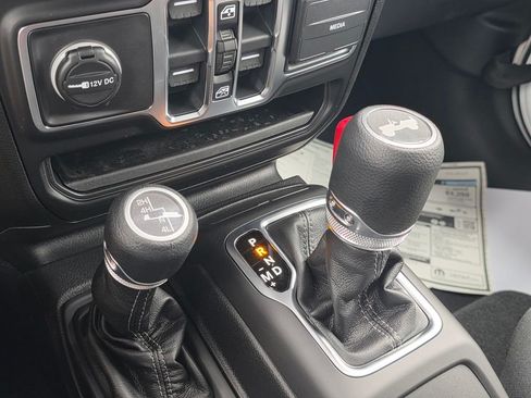 New 2026 Jeep Wrangler Unlimited Sport AWD/4WD image 18