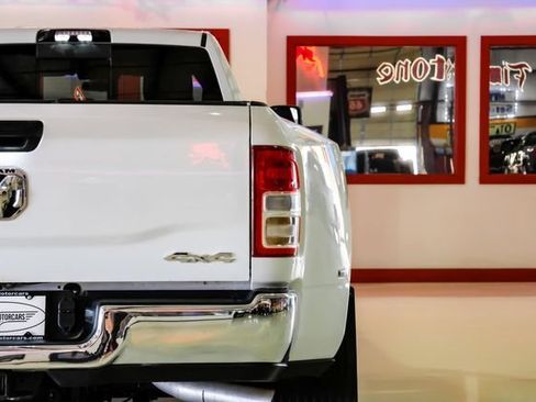 Used 2024 RAM 3500 Tradesman w/ Chrome Appearance Group AWD/4WD image 51