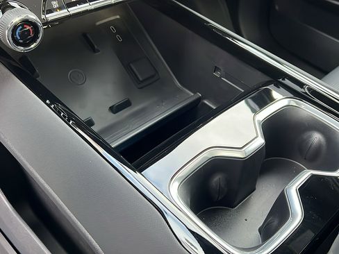 New 2024 Chevrolet Silverado EV RST image 22