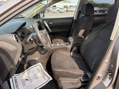 Used 2015 Nissan Rogue S w/ Convenience Package FWD image 6