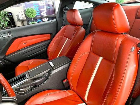 Used 2010 Ford Mustang GT RWD image 12