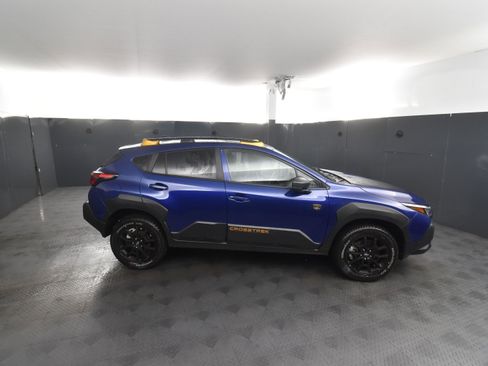 Used 2025 Subaru Crosstrek 2.5i Wilderness w/ Wilderness Package image 3