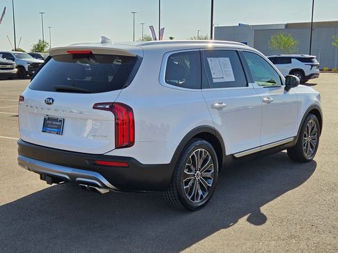 Used 2021 Kia Telluride EX w/ EX Premium Package FWD image 5