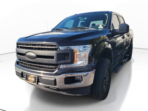 Used 2018 Ford F150 XL w/ Equipment Group 101A Mid RWD image 3
