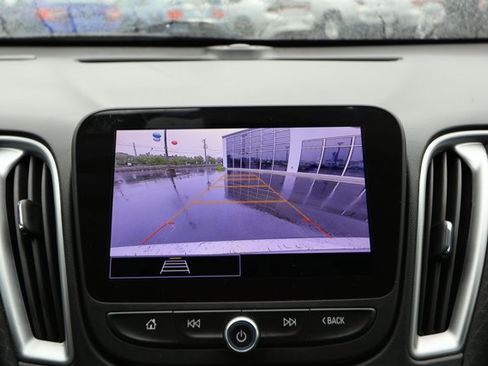 Used 2023 Chevrolet Malibu LT image 17