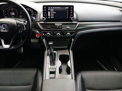 Used 2022 Honda Accord Sport image 3