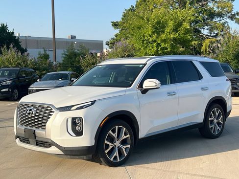 Used 2022 Hyundai Palisade SEL w/ Premium Package FWD image 5