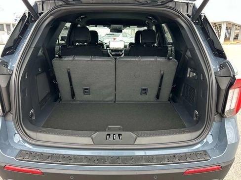 New 2026 Ford Explorer ST-Line w/ ST-Line Street Pack image 22