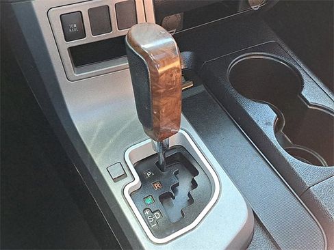 Used 2012 Toyota Tundra Limited w/ Platinum Pkg image 22