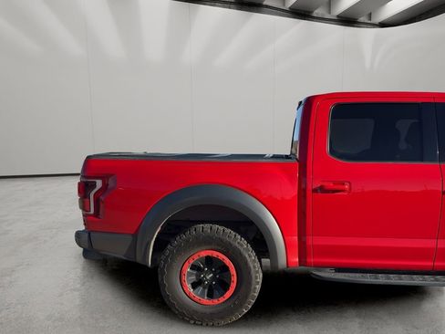 Used 2018 Ford F150 Raptor w/ Equipment Group 802A Luxury image 10