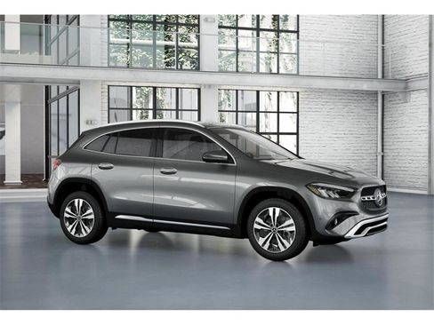New 2026 Mercedes-Benz GLA 250 4MATIC image 13