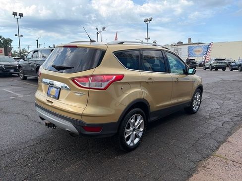 Used 2014 Ford Escape Titanium w/ Equipment Group 401A AWD/4WD image 5