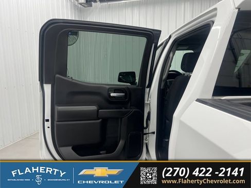 Used 2022 Chevrolet Silverado 1500 Custom Trail Boss AWD/4WD image 10