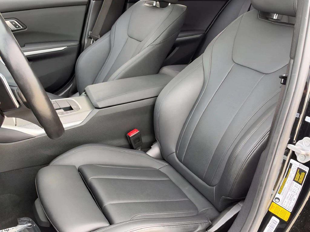 Used 2021 BMW M340i w/ Driving Assistance Package RWD image 32
