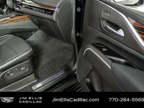 Certified 2024 Cadillac Escalade ESV Premium Luxury image 27