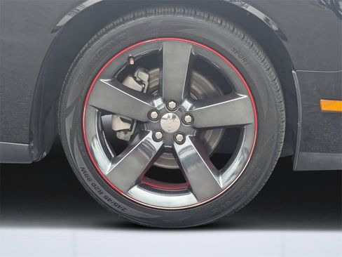 Used 2014 Dodge Challenger Rallye Redline image 10