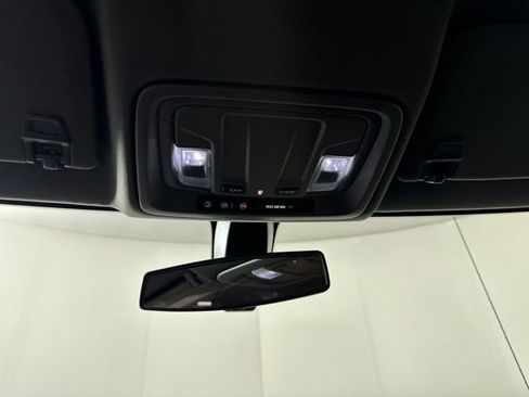 Used 2021 GMC Sierra 1500 Elevation image 24