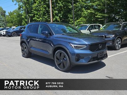 New 2026 Volvo XC40 B5 Ultra w/ Protection Package Premier