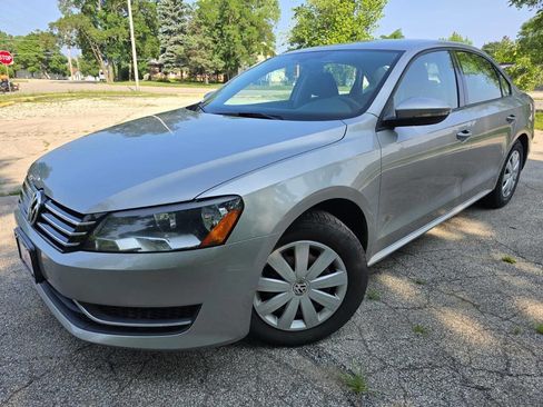 Used 2012 Volkswagen Passat 2.5 S image 1