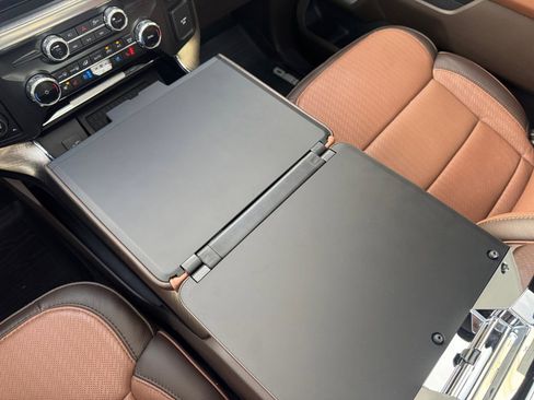 Used 2025 Ford F150 King Ranch w/ FX4 Off-Road Package image 29