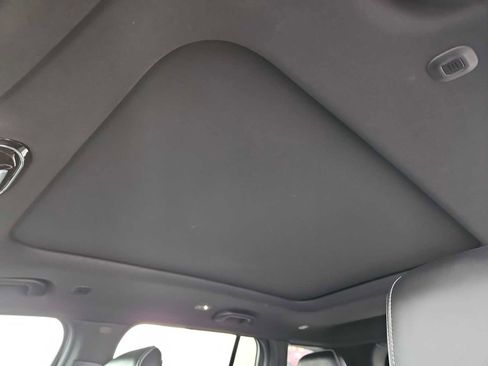 Used 2023 Jeep Grand Cherokee Overland image 20