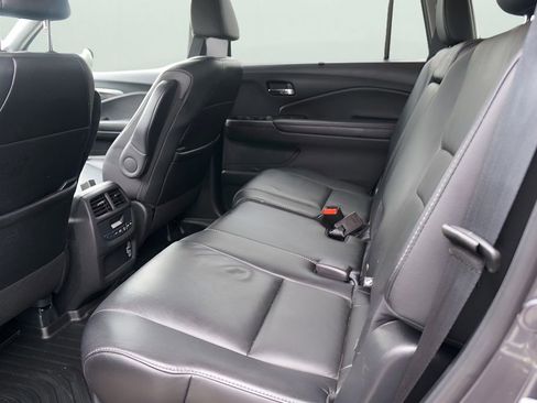 Used 2019 Honda Pilot EX-L image 11
