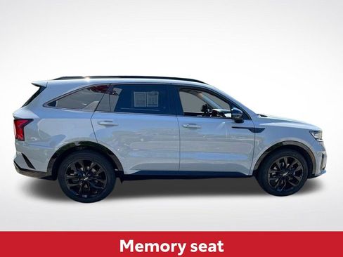 Used 2022 Kia Sorento SX FWD image 9
