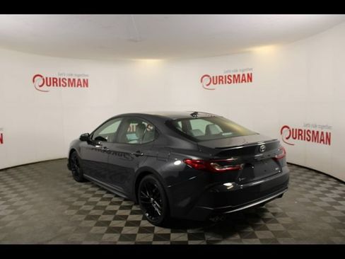 Used 2026 Toyota Camry SE w/ Multimedia Upgrade Package FWD image 5