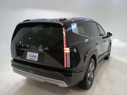 New 2026 Hyundai Ioniq 9 S image 6