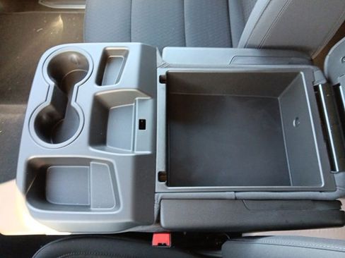 New 2026 Chevrolet Silverado 1500 LT image 18