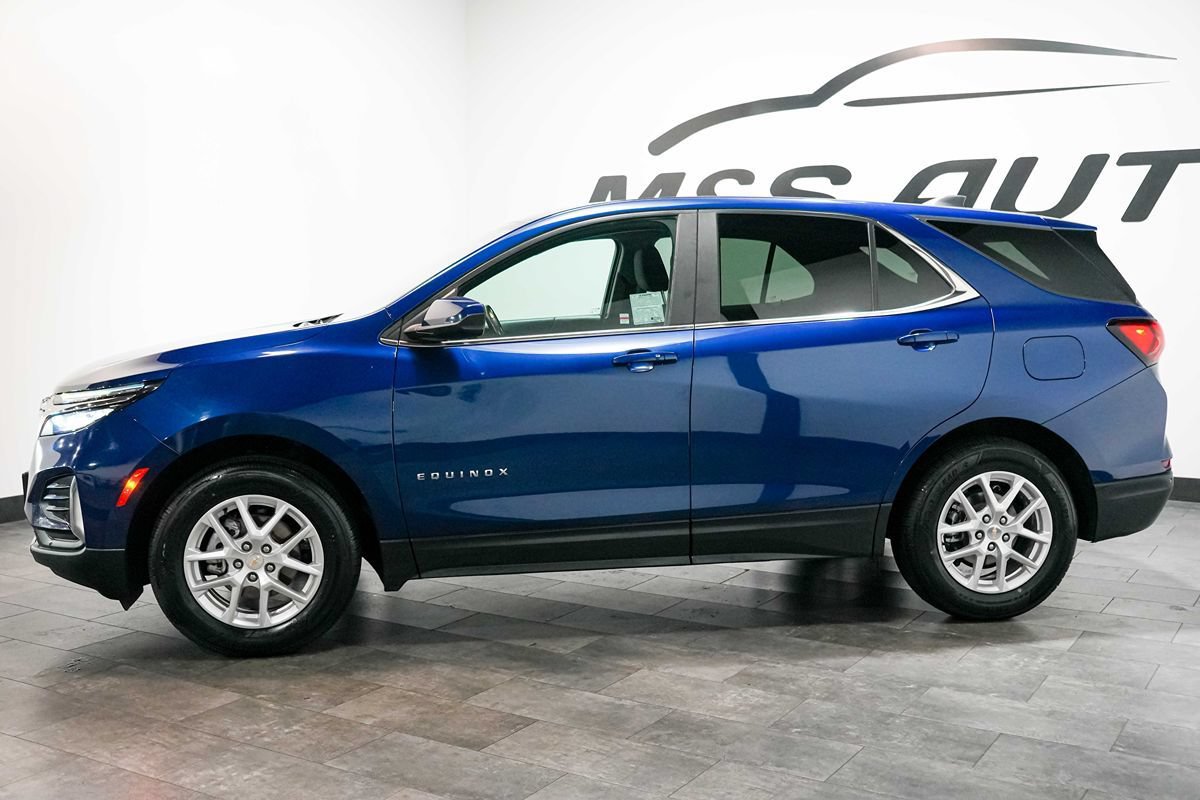 Used 2022 Chevrolet Equinox LT FWD image 3